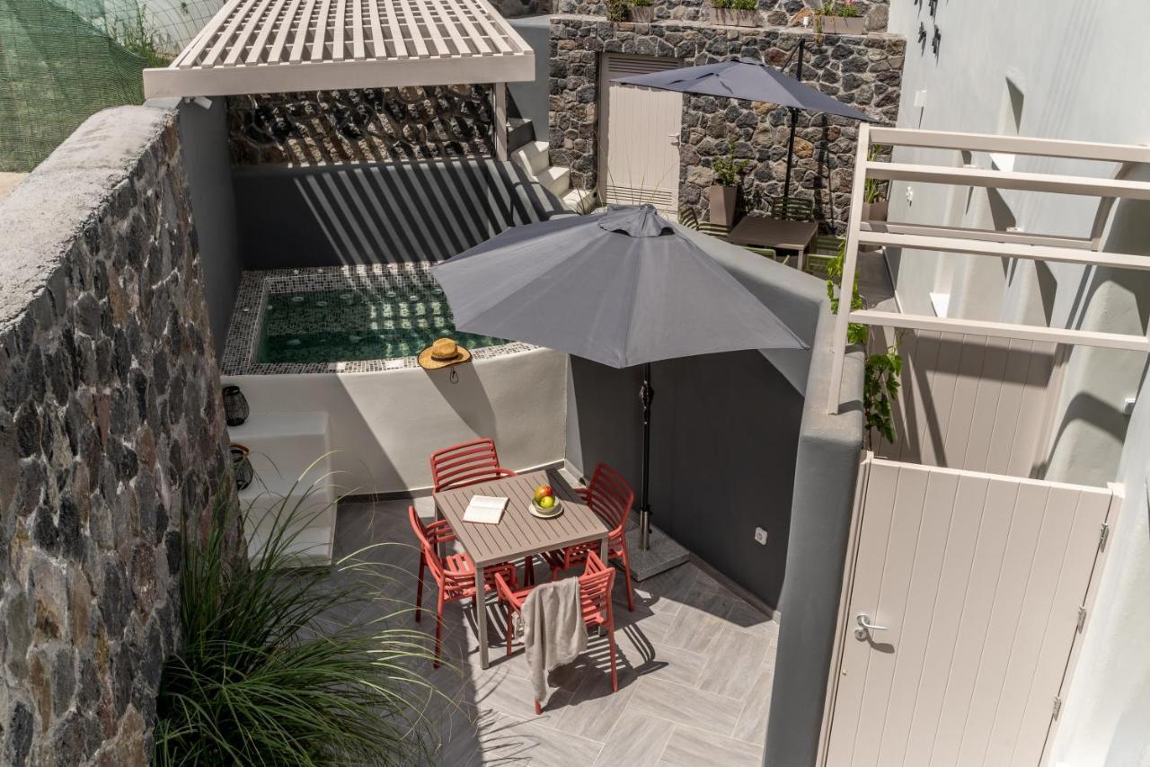 Hotel Wine And Yard Caves Pyrgos Kallistis Exterior foto
